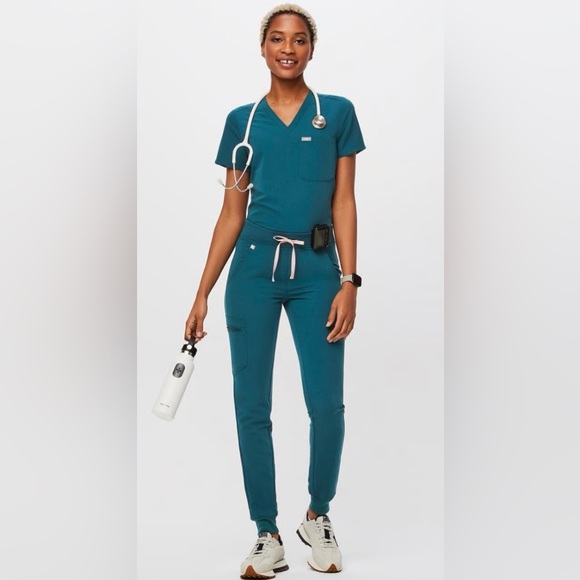 Figs Caribbean blue scrubs - Picture 1 of 2